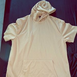 Hooded shirt